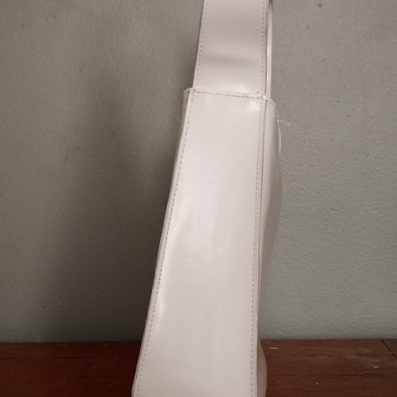 Guess white shoulder bag - Picture 3 of 3